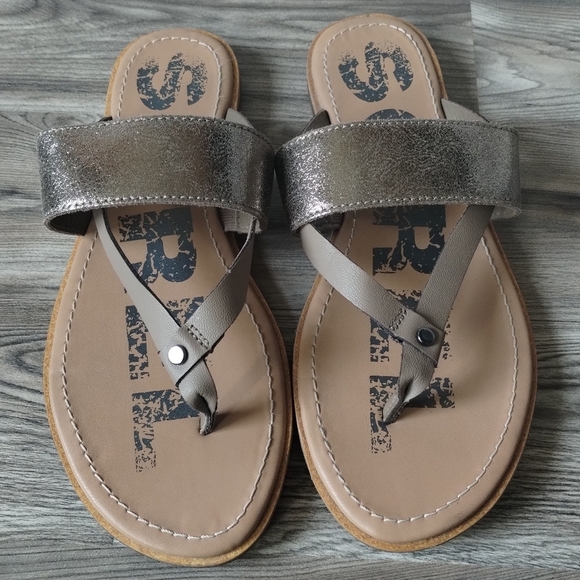 Sorel Ella II Easy Flip-Flops Women's Size 6.5 - Picture 1 of 5